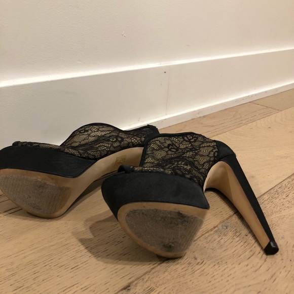 Bebe lace booties heels black satin platform 7 - Picture 6 of 7